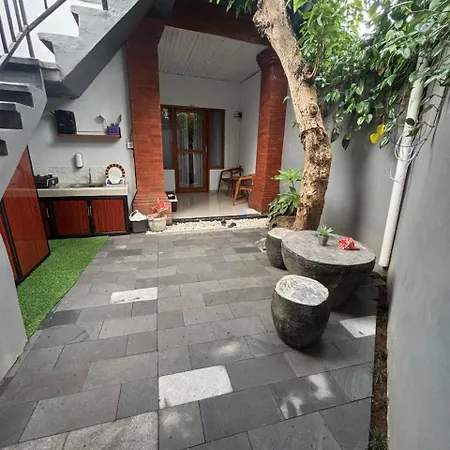Niki Guest House